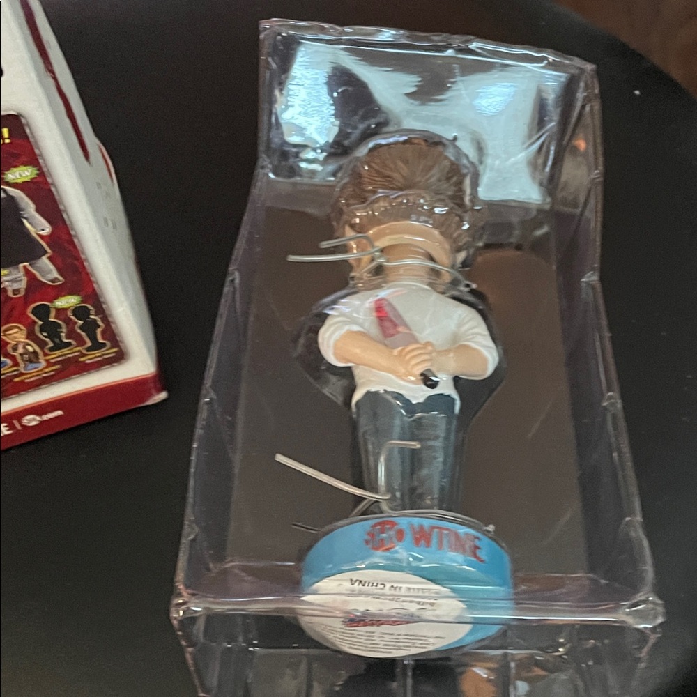 Showtime Collection Dexter Morgan Bobblehead - Red, Blue, White - Picture 10 of 15
